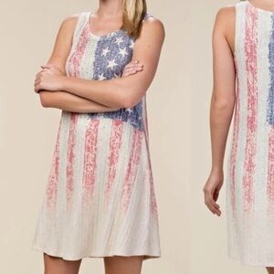 VOCAL CRYSTAL AMERICAN FLAG STARS
SLEEVELESS TANK DRESS SIZE L